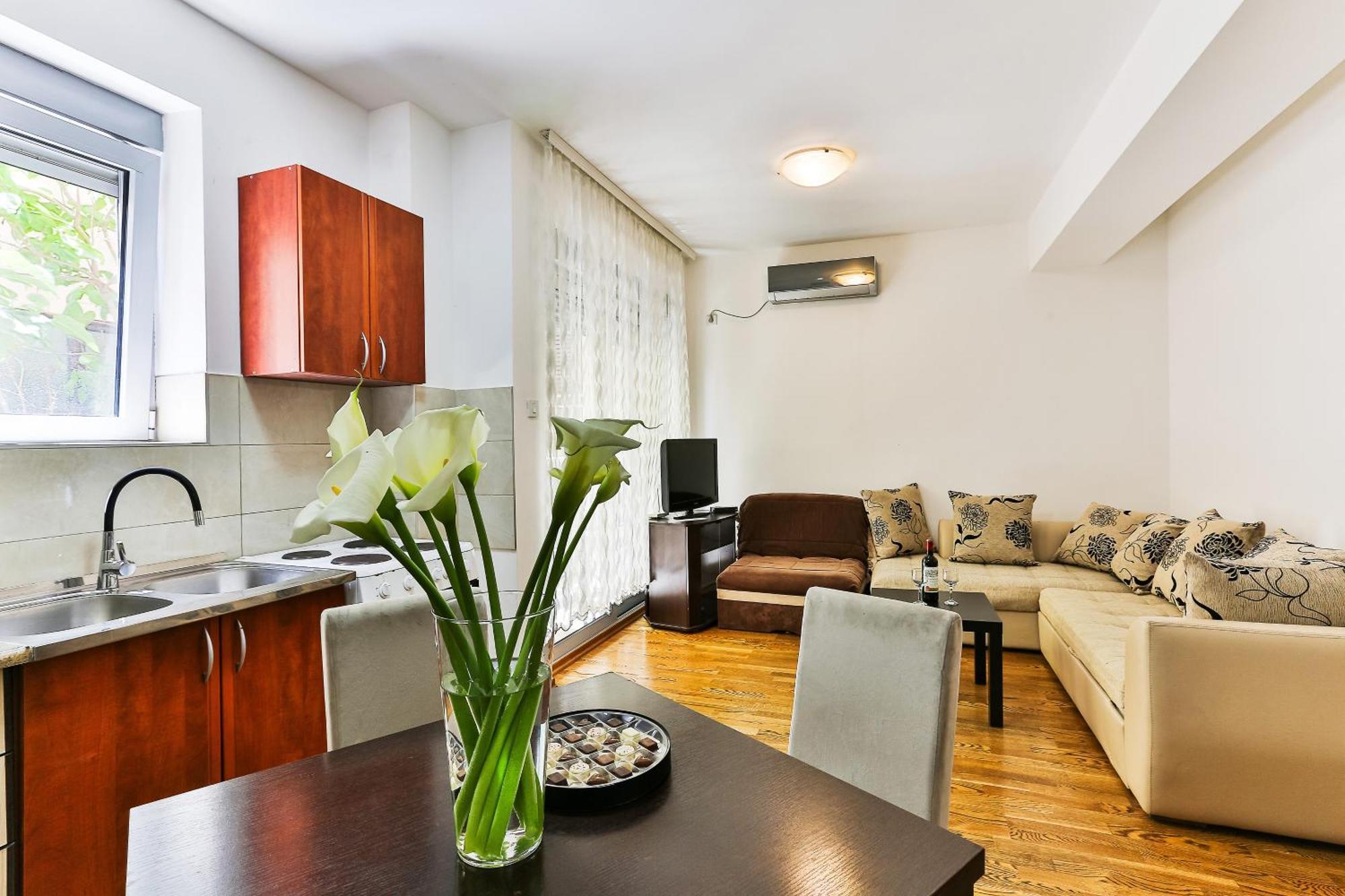 City Montesun Apartments 2 Budva Bagian luar foto