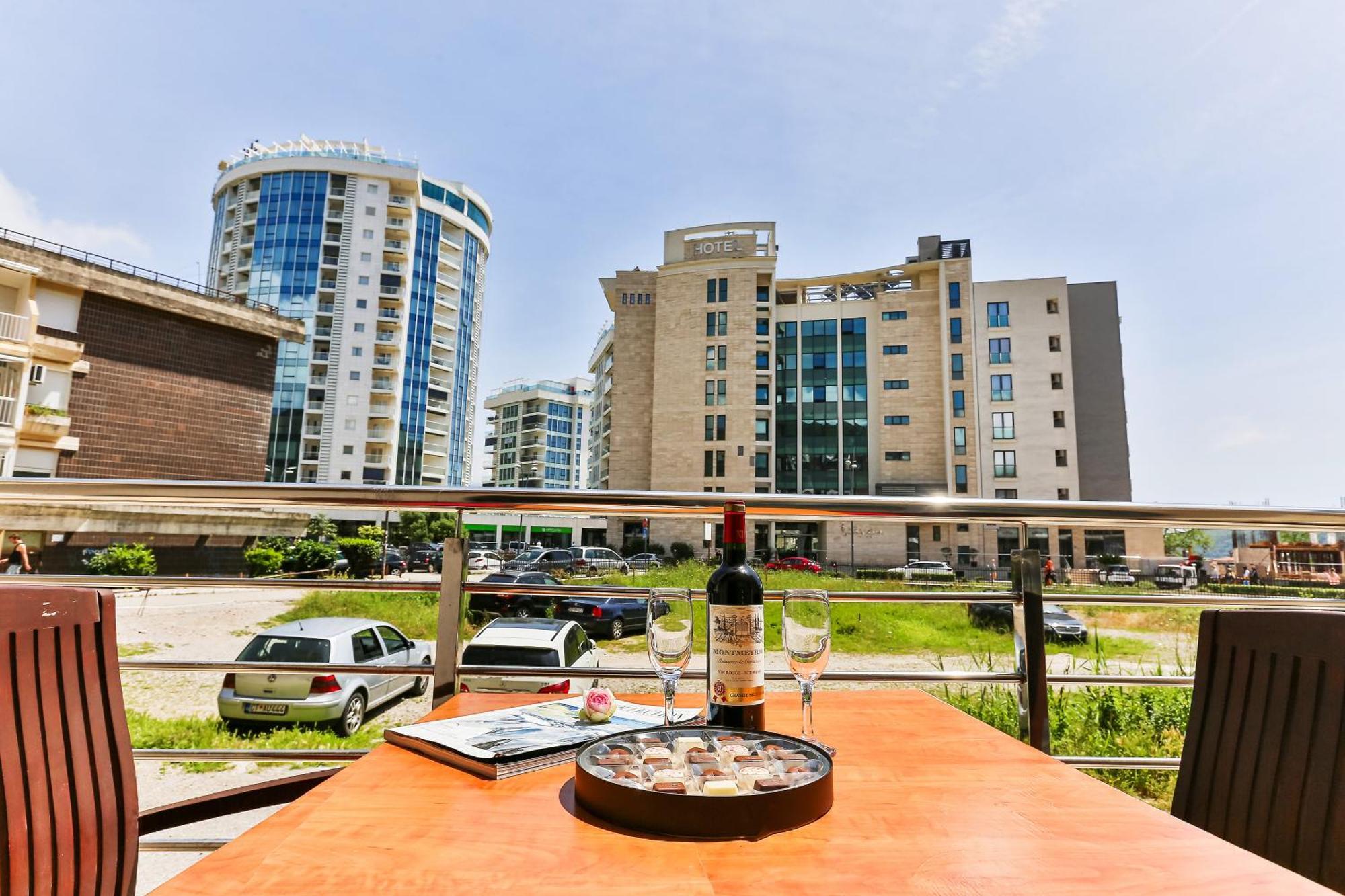 City Montesun Apartments 2 Budva Bagian luar foto